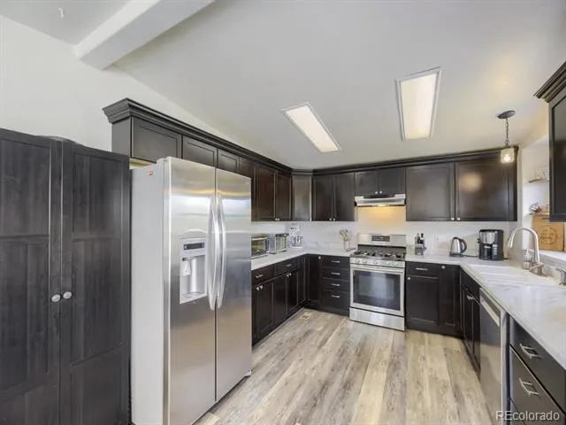 8690 Lariat Loop Elizabeth, CO 80107