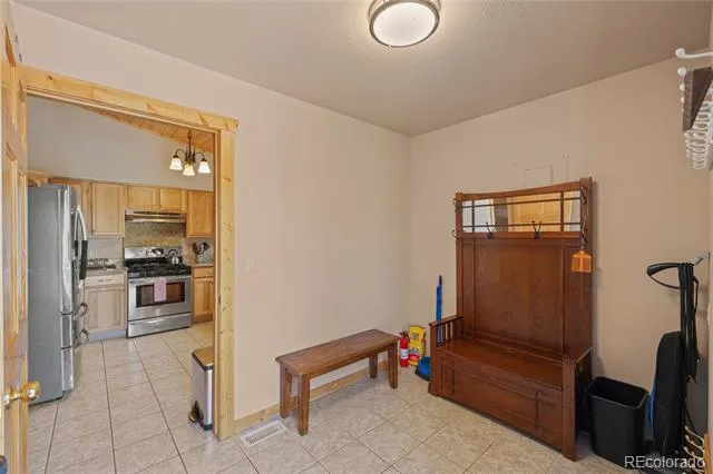 1948 Wagon Wheel Road Hartsel, CO 80449