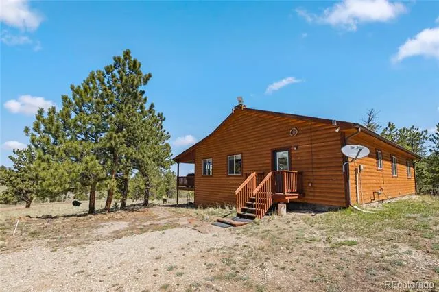 1948 Wagon Wheel Road Hartsel, CO 80449