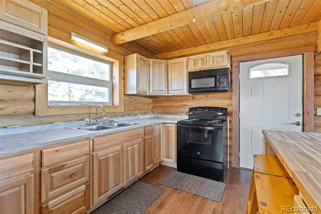487 Laplata Drive Livermore, CO 80536