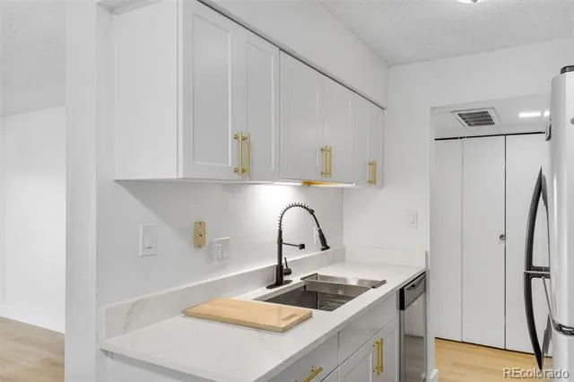 7755 E Quincy Avenue #303A5 Denver, CO 80237