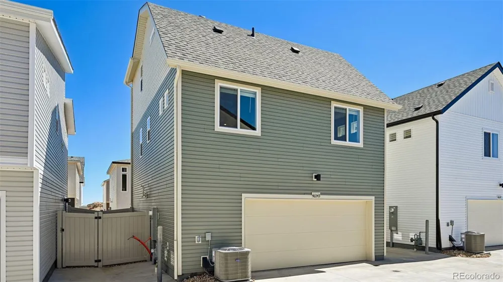 46543 Gold Prairie Drive Bennett, CO 80102