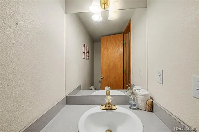 1211 Hughesville Road Black Hawk, CO 80422