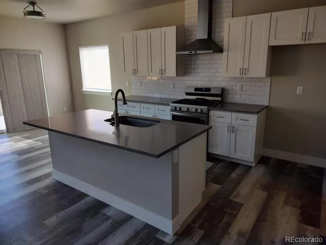 1754 Avery Plaza Street Severance, CO 80550