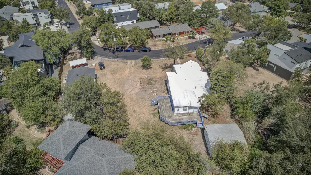 1117 Mansell Avenue Austin, TX 78721