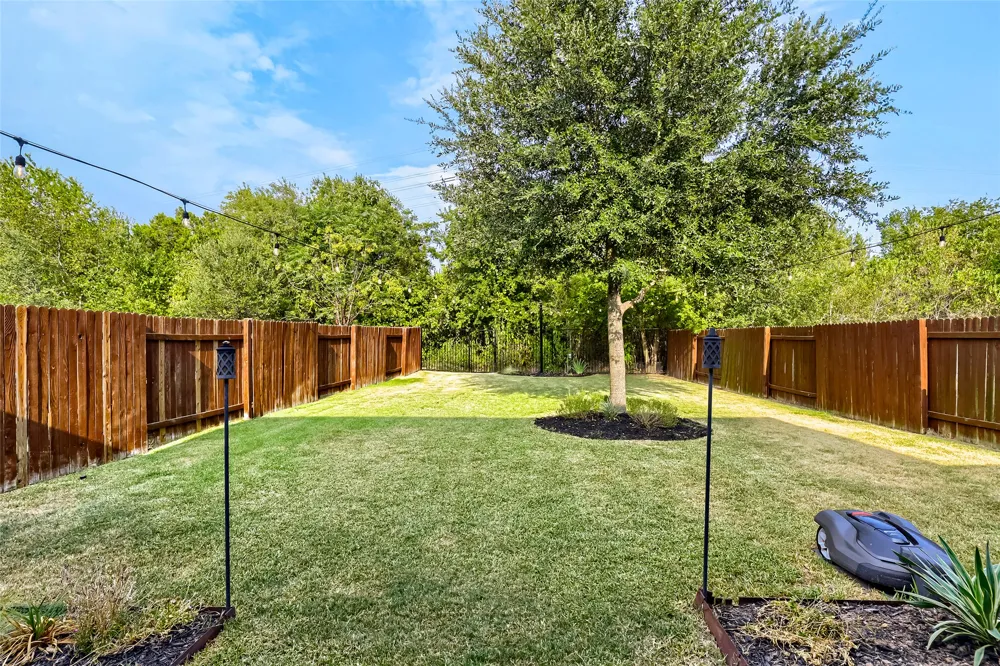 10929 Sly Beaver Drive Austin, TX 78754