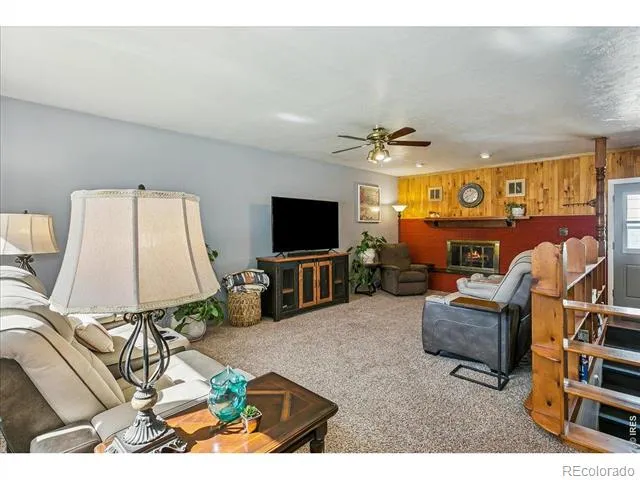 1009 Charlotte Street Johnstown, CO 80534