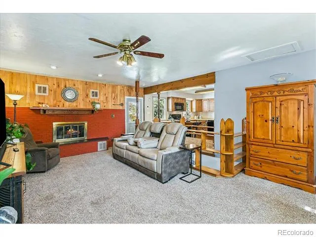 1009 Charlotte Street Johnstown, CO 80534