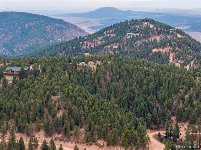 2288 Badger Drive Larkspur, CO 80118
