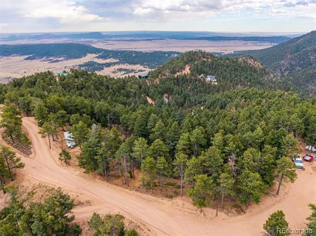 2288 Badger Drive Larkspur, CO 80118
