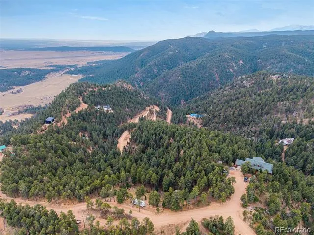 2288 Badger Drive Larkspur, CO 80118
