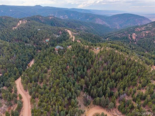 2288 Badger Drive Larkspur, CO 80118