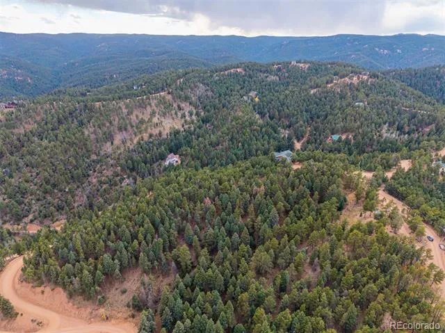 2288 Badger Drive Larkspur, CO 80118