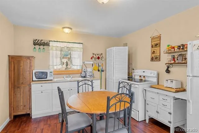 2120 Oxford Drive Hartsel, CO 80449