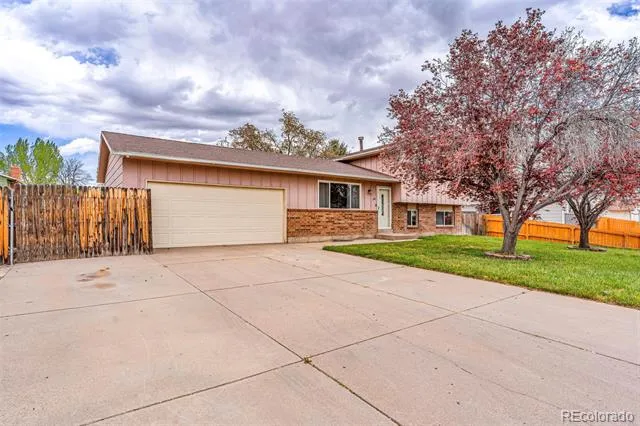 58 Briarwood Circle Pueblo, CO 81005