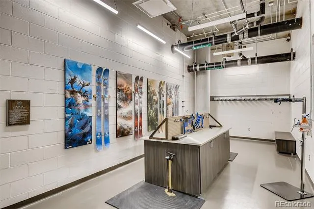 4200 W 17th Avenue #327 Denver, CO 80204