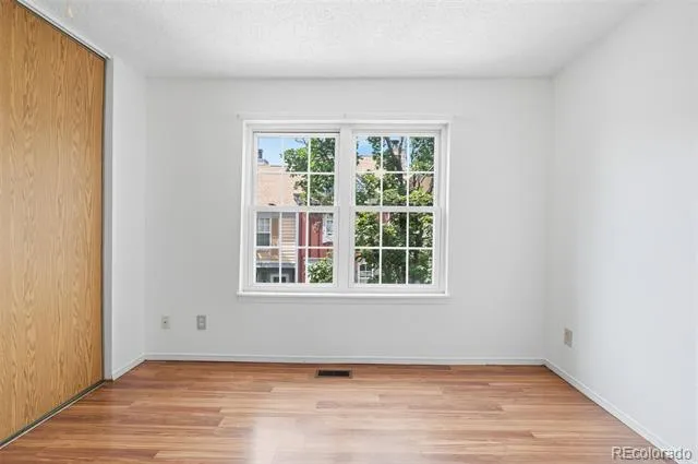 12043 E Hoye Drive Aurora, CO 80012