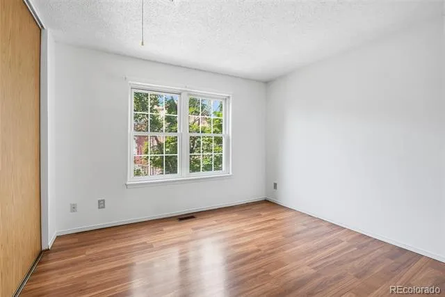 12043 E Hoye Drive Aurora, CO 80012