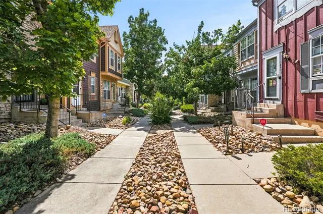 12043 E Hoye Drive Aurora, CO 80012
