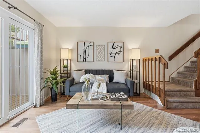 12043 E Hoye Drive Aurora, CO 80012