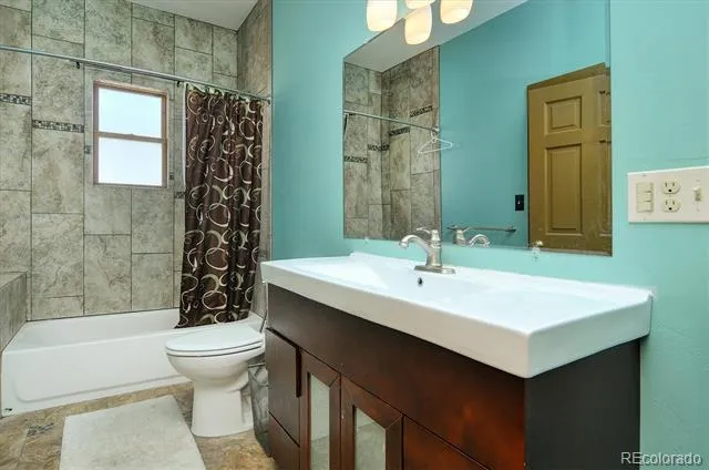 225 F STREET #B Salida, CO 81201