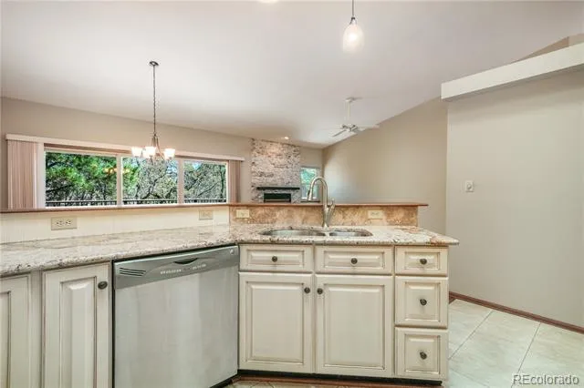 2859 Tenderfoot Hill Street Colorado Springs, CO 80906