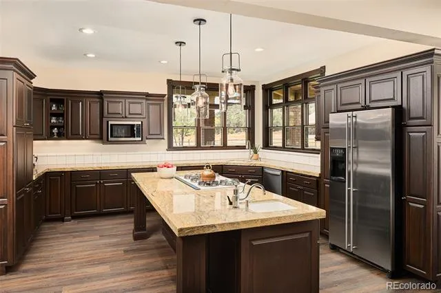 8270 County Road 160 #A&B Salida, CO 81201