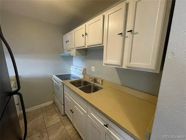 1590 Clinton Street #203 Aurora, CO 80010