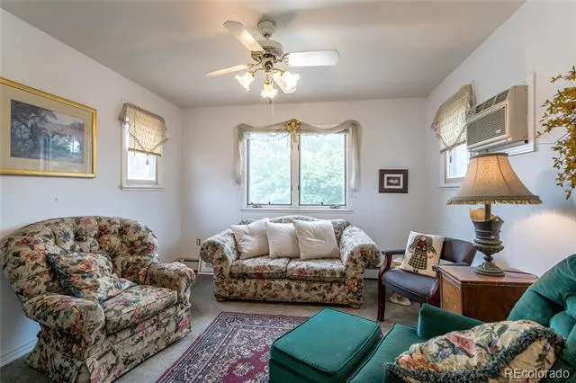 5975 Newland Street Arvada, CO 80003