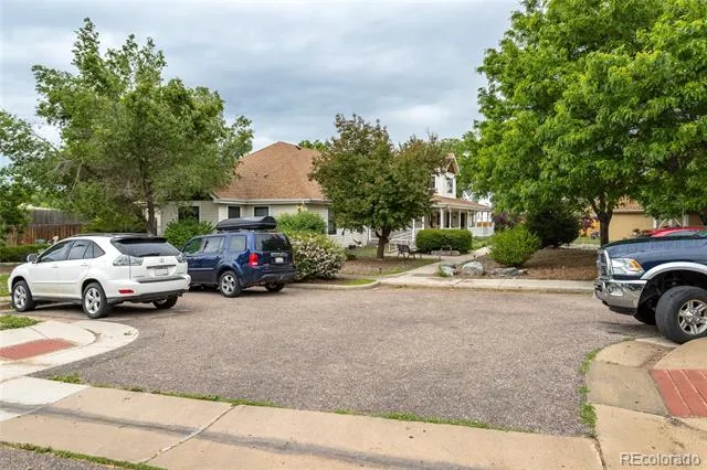 5975 Newland Street Arvada, CO 80003