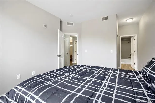 804 Summer Hawk Drive #5207 Longmont, CO 80504