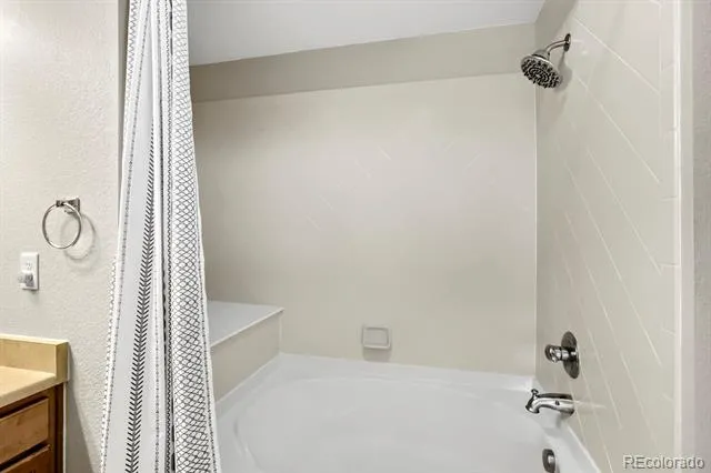 804 Summer Hawk Drive #5207 Longmont, CO 80504
