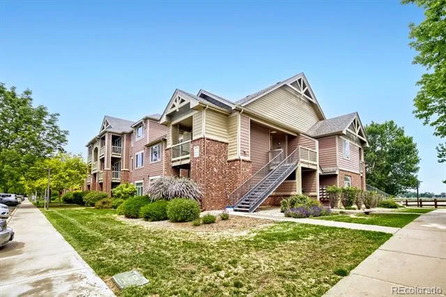 804 Summer Hawk Drive #5207 Longmont, CO 80504