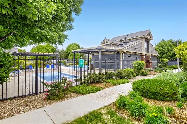 804 Summer Hawk Drive #5207 Longmont, CO 80504