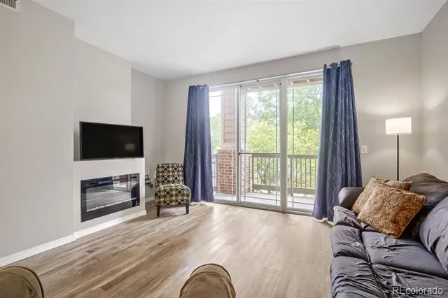 804 Summer Hawk Drive #5207 Longmont, CO 80504