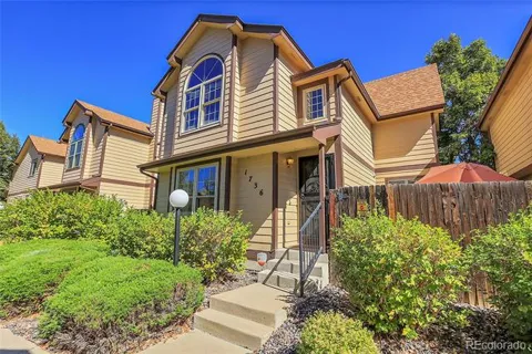 1736 S Pagosa Way