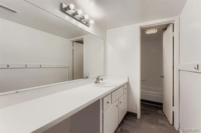 9995 E Harvard Avenue #184 Denver, CO 80231