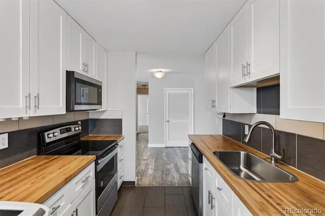 7994 Chase Circle #20 Arvada, CO 80003
