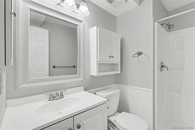 8500 E Jefferson Avenue #12E Denver, CO 80237