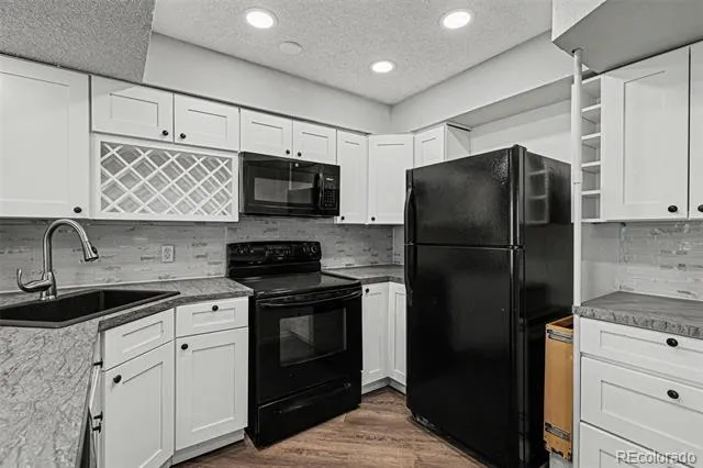 8500 E Jefferson Avenue #12E Denver, CO 80237