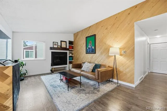 6860 E Mississippi Avenue #E Denver, CO 80224