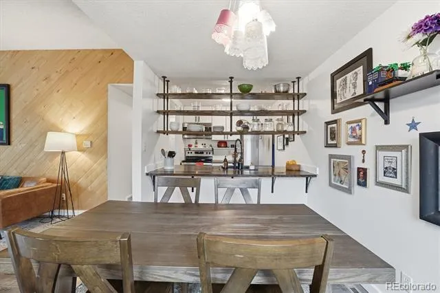 6860 E Mississippi Avenue #E Denver, CO 80224