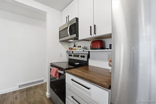 6860 E Mississippi Avenue #E Denver, CO 80224