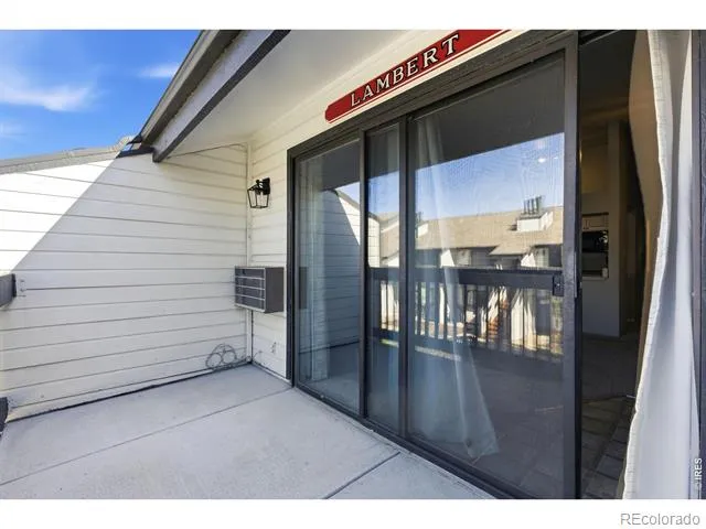 532 Oakwood Drive #E207 Castle Rock, CO 80104