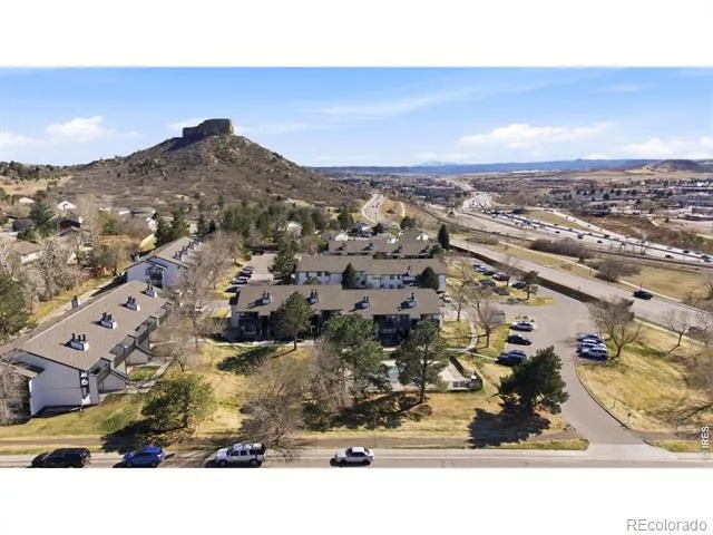 532 Oakwood Drive #E207 Castle Rock, CO 80104