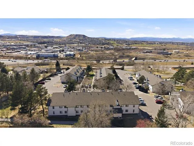 532 Oakwood Drive #E207 Castle Rock, CO 80104