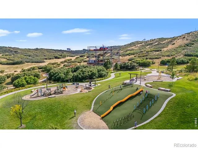 532 Oakwood Drive #E207 Castle Rock, CO 80104