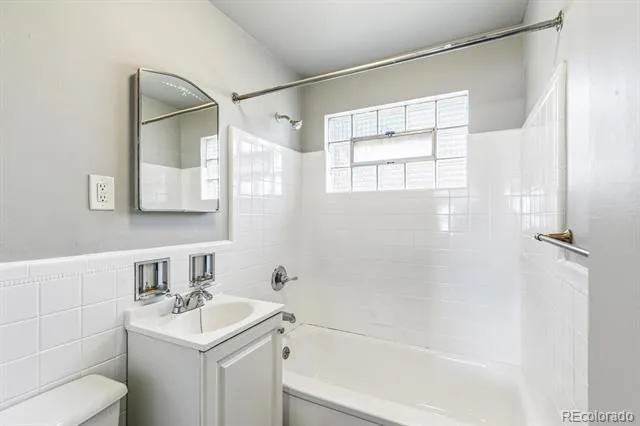 1467 Joliet Street Aurora, CO 80010