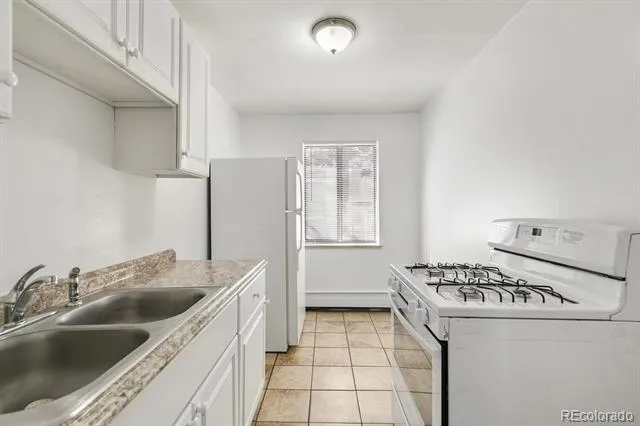 1467 Joliet Street Aurora, CO 80010