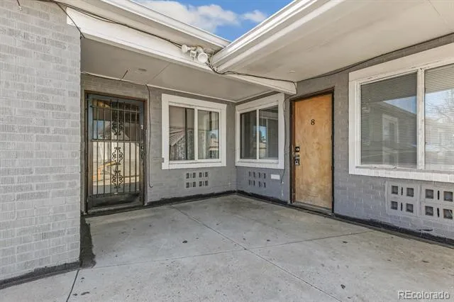 1467 Joliet Street Aurora, CO 80010